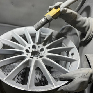 качественный ремонт и покраска колесных дисков